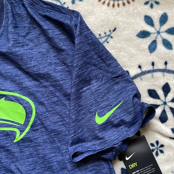 Seattle Seahawks tee - Picture 4 of 6